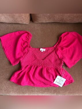 NWT Puff Sleeve Smocked Peplum Top
